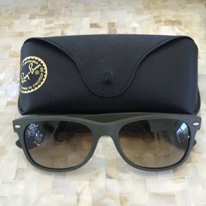 Olive Green Wayfarer Ray-Bans